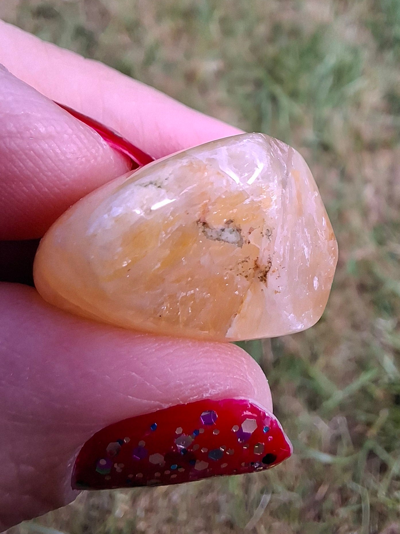 Golden Healer, Tumble Stone, Crystal (Ref: T194)