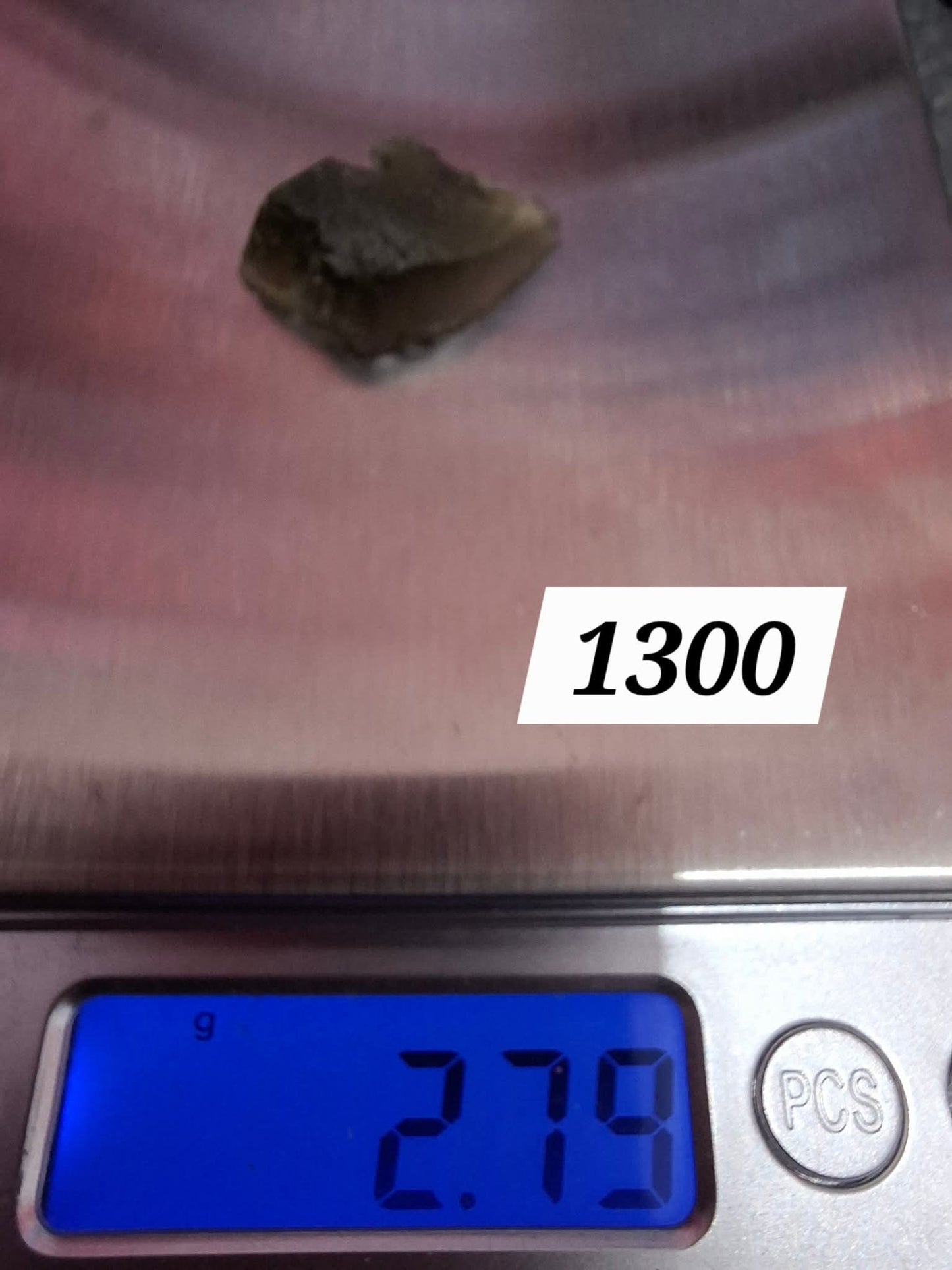 Moldavite Piece, 2.79g, Tektite (Ref: 1300)