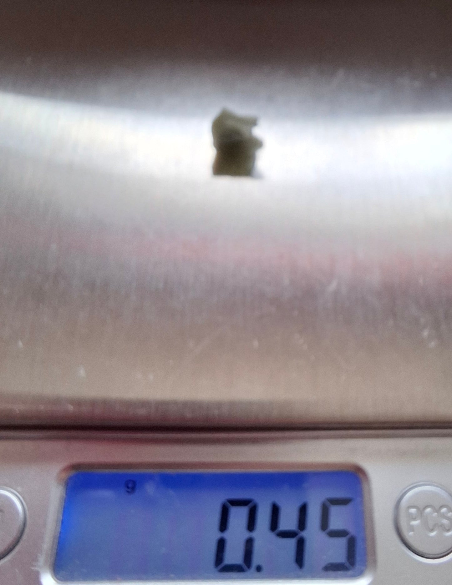 Moldavite Piece, 0.45g, Tektite (Ref: 1444)