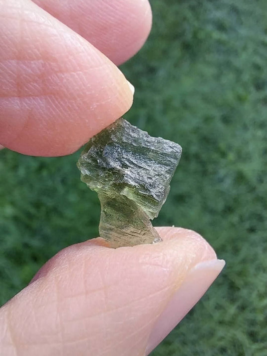 Moldavite Piece, 0.58g, Tektite (Ref: 941)