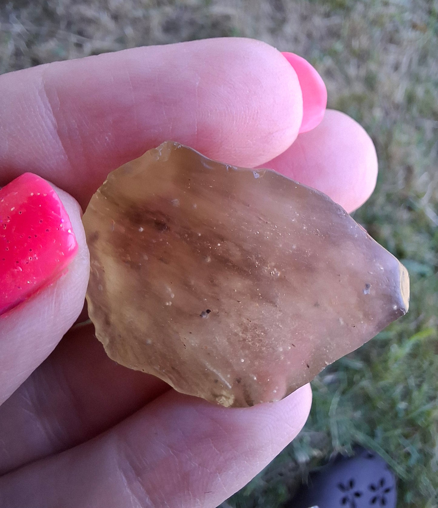 Libyan Desert Glass (darker) Piece, 12.00g, Tektite (Ref: L1377)