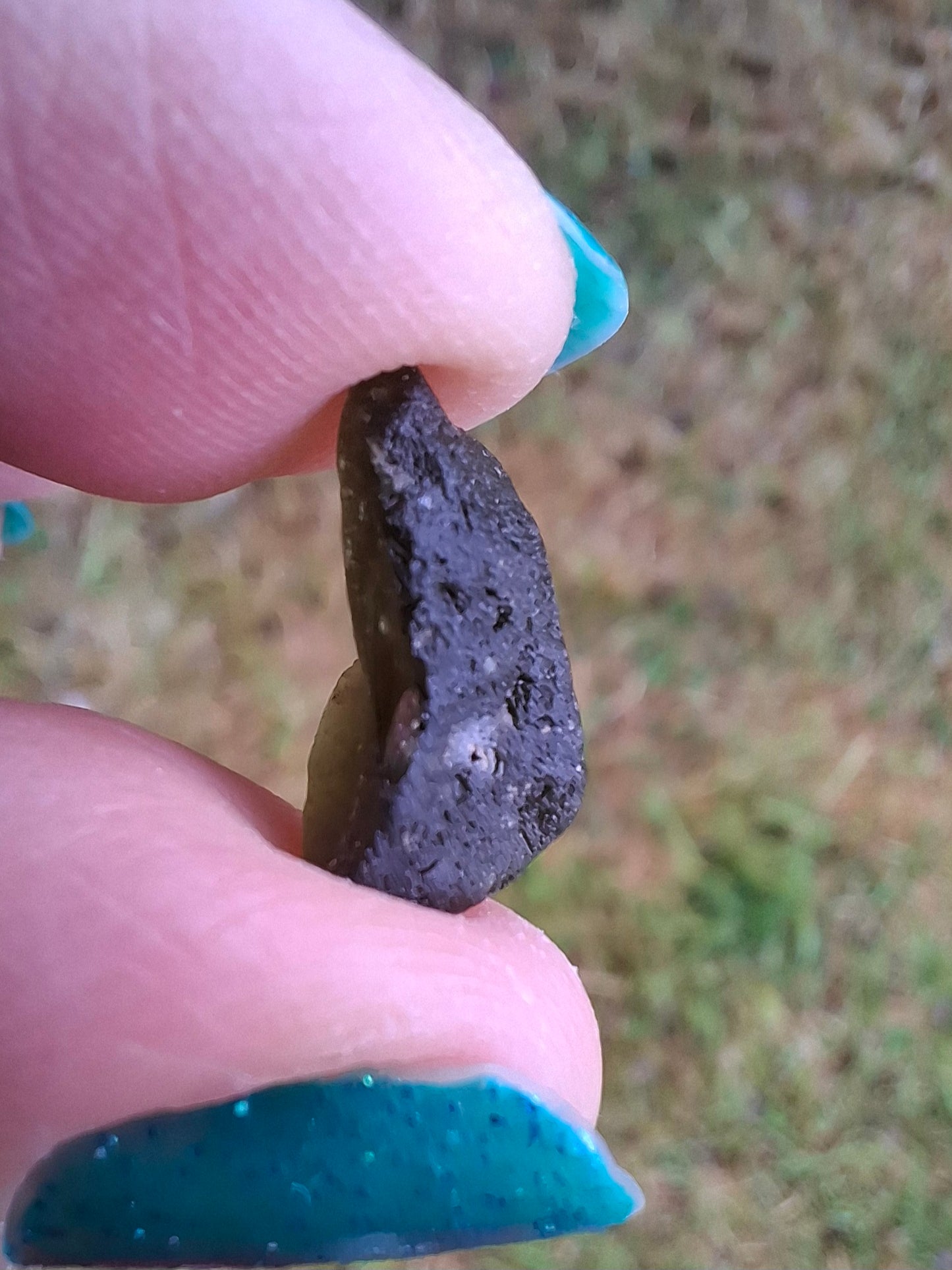 Moldavite Piece, 0.93g, Tektite (Ref: 1415)