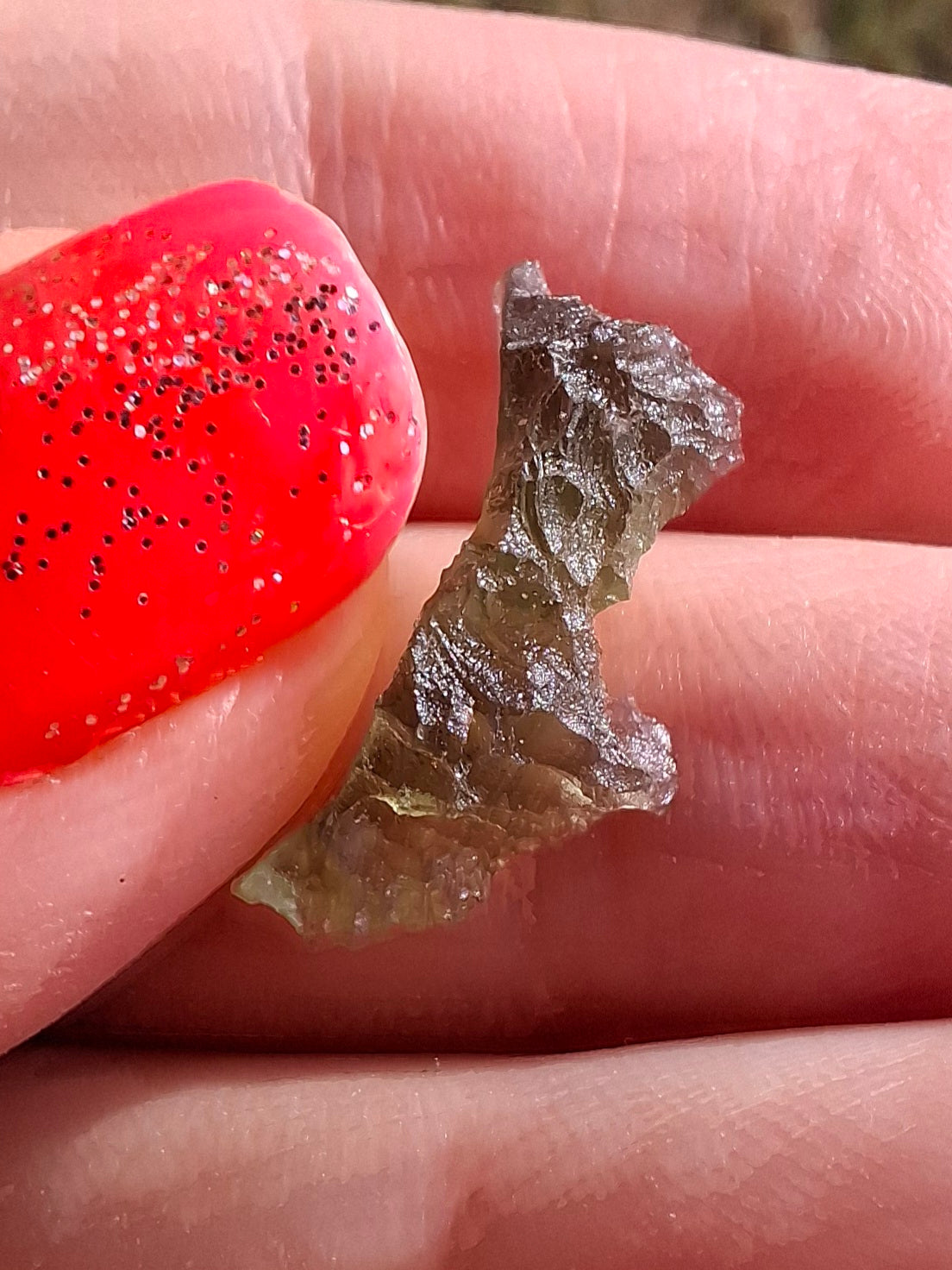 Moldavite Piece, 0.69g, Tektite (Ref: 1486)
