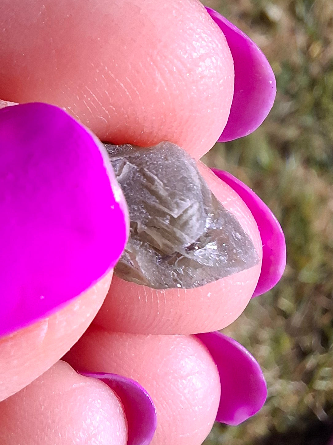 Moldavite Piece, 0.91g, Tektite (Ref: 1460)