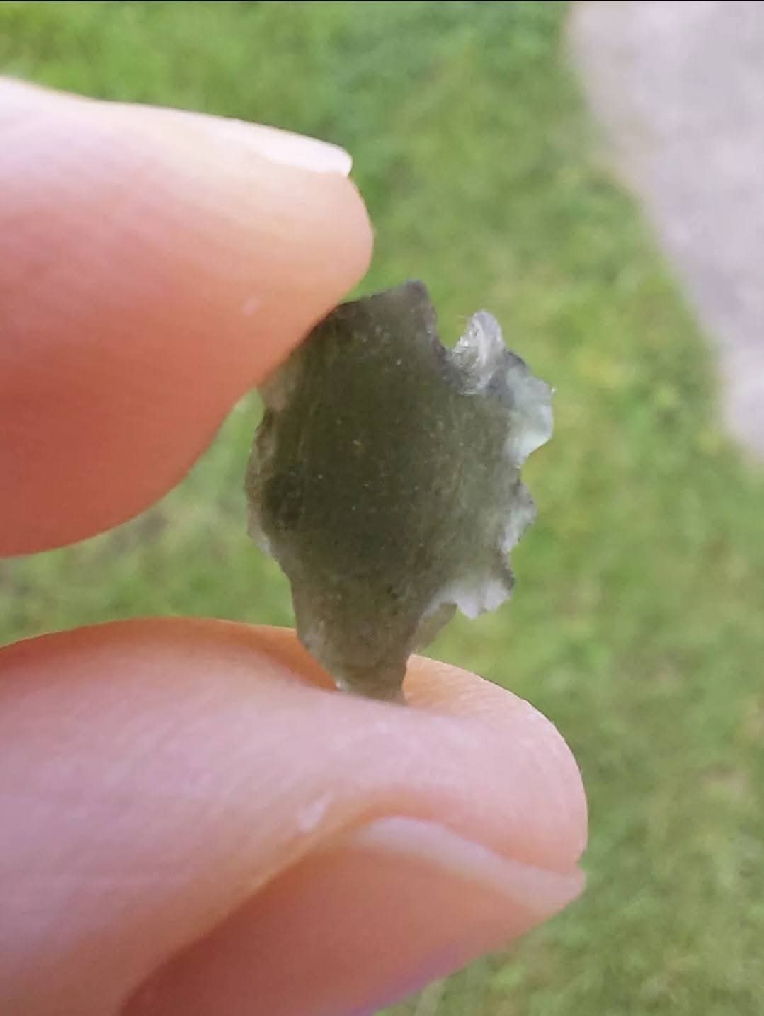 Moldavite Piece, 0.63g, Tektite (Ref: E254)