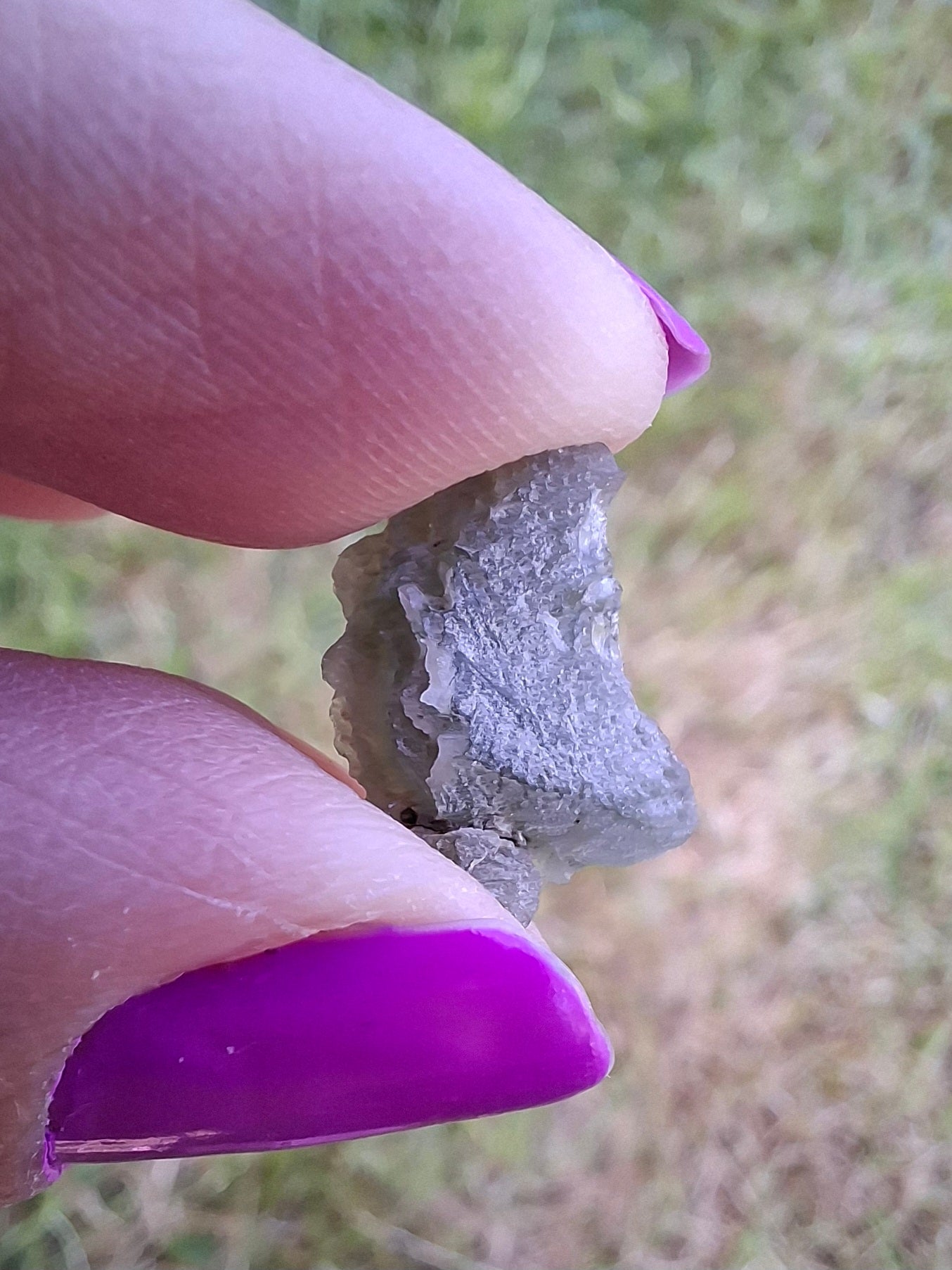 Moldavite Piece, 0.78g, Tektite (Ref: 1451)