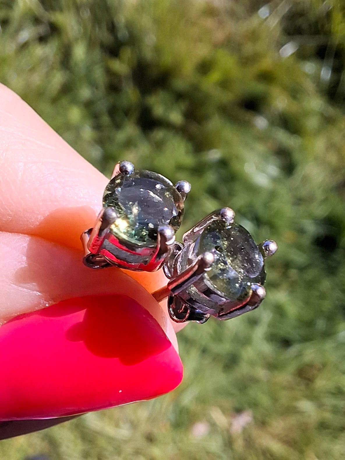 Moldavite (faceted), 5mm, STUD EARRINGS, 925 Silver, Tektite (Ref: Pair53)