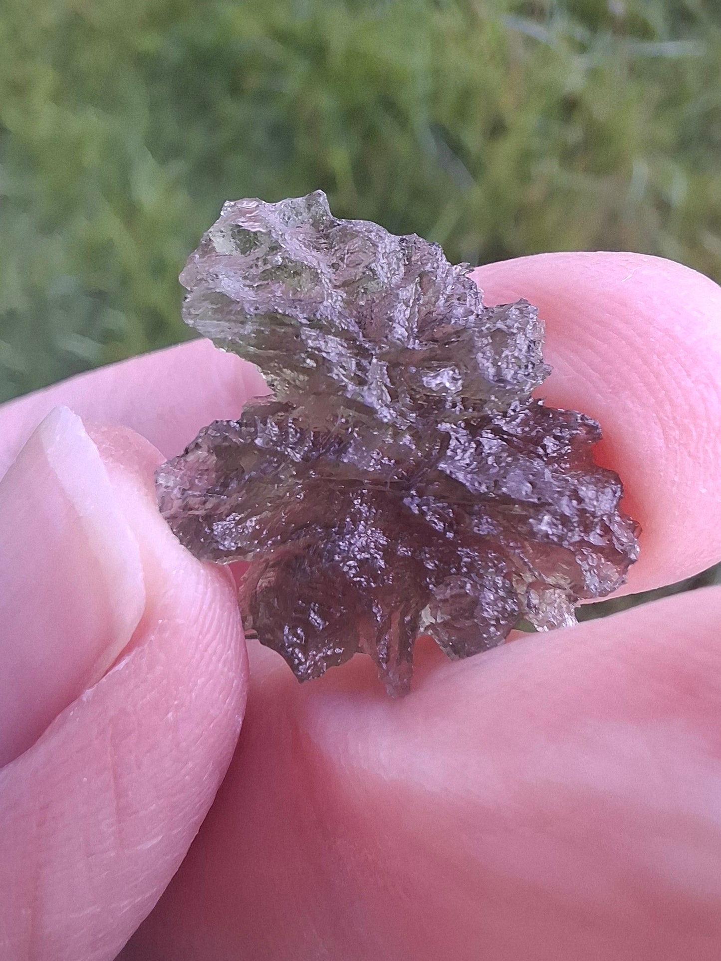 Moldavite Piece, JEZKOVNA BESEDNICE, 1.79g, Tektite (Ref: 1261)