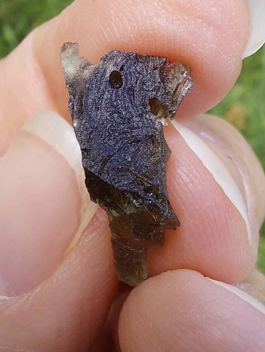 Moldavite Piece, 1.10g, Tektite (Ref: E230)