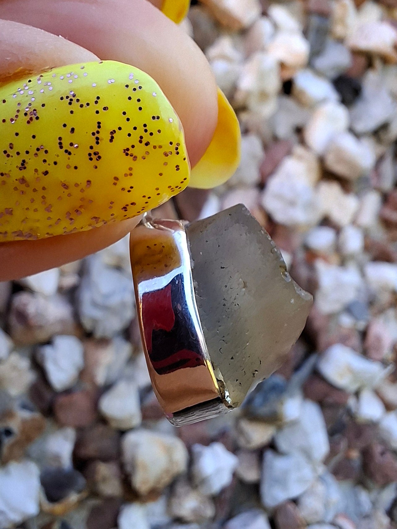 Libyan Desert Glass Pendant, 925 Silver, Tektite (Ref: LP76)