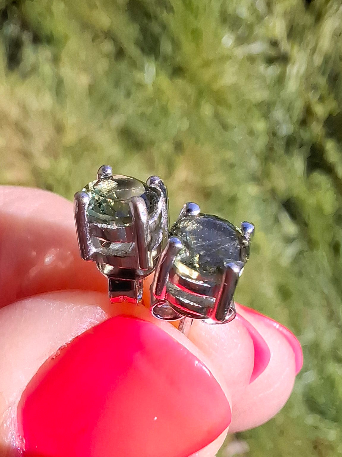 Moldavite (faceted) 5mm STUD EARRINGS, 925 Silver, Tektite (Ref: Pair50)