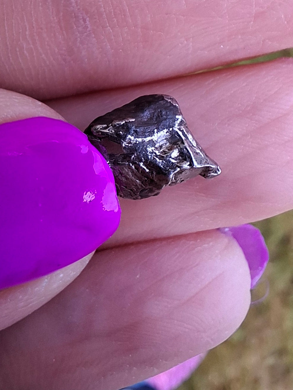Campo del Cielo, 0.91g, Nickel Iron Meteorite (Ref: C1)
