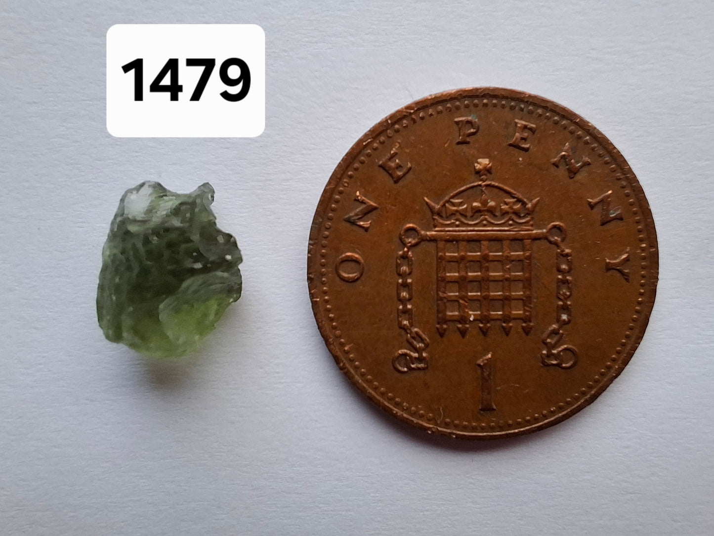 Moldavite small Piece, 0.40g, Tektite (Ref: 1479)
