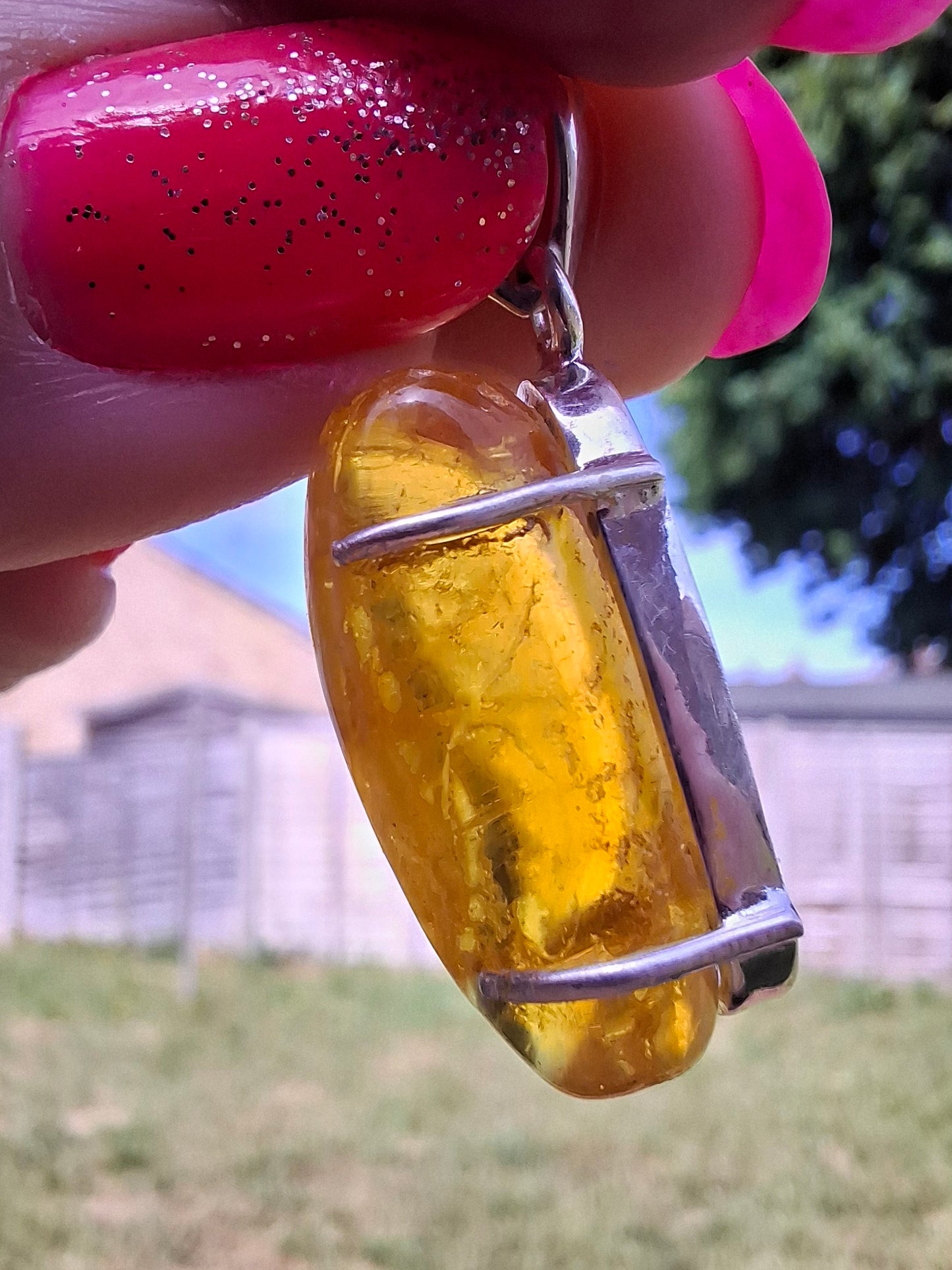 Baltic Amber Pendant, 925 Silver, Fossil (Ref: AP13)