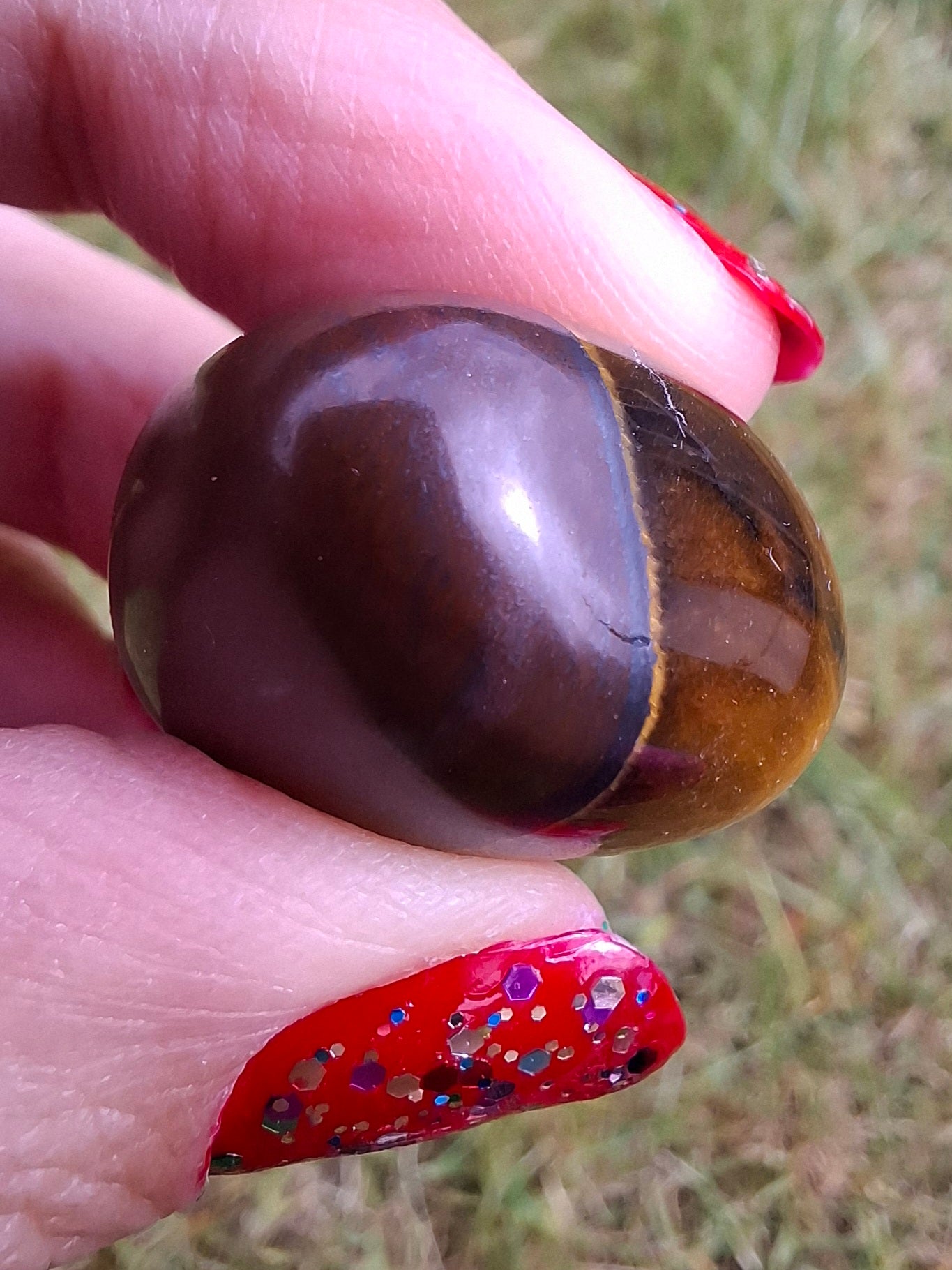 Tigers Eye, Tumble Stone, Crystal (Ref: T135)