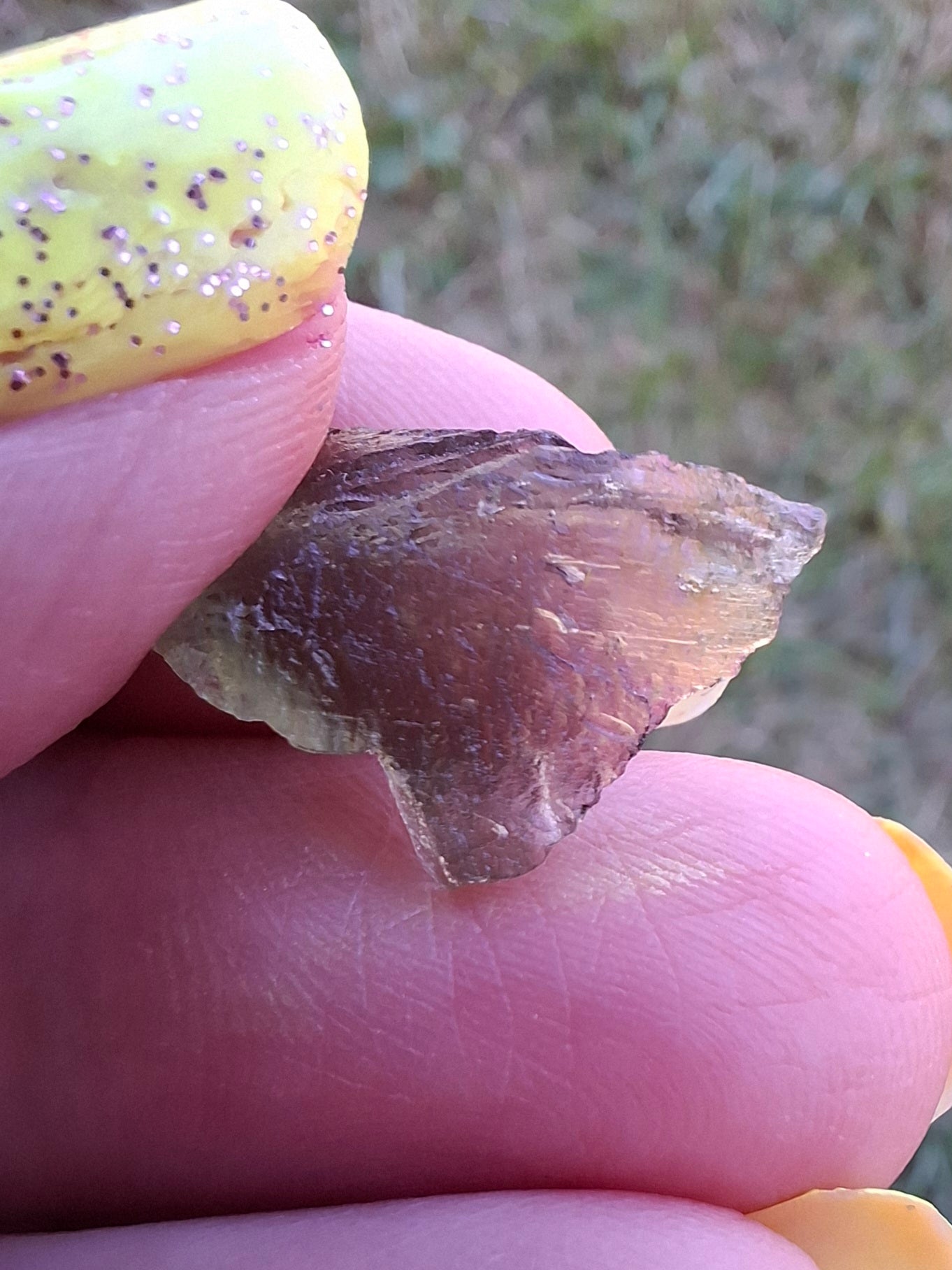 Moldavite Piece, 0.87g, Tektite (Ref: 1477)
