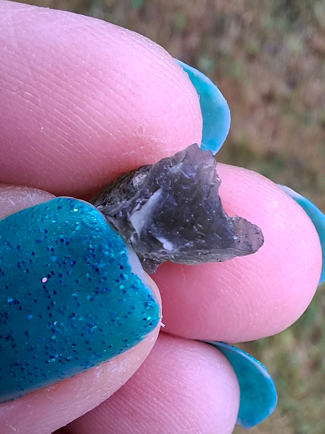 Moldavite Piece, 0.92g, Tektite (Ref: 1418)
