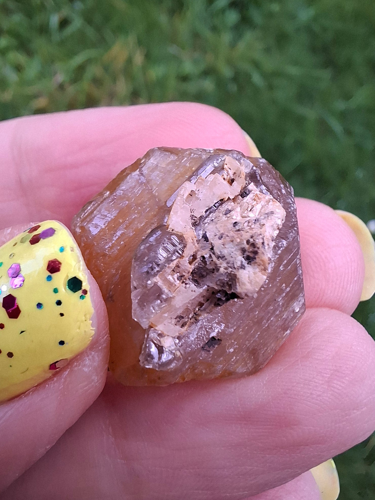 Cerussite, 19.82g, Crystal (Ref: CE4)