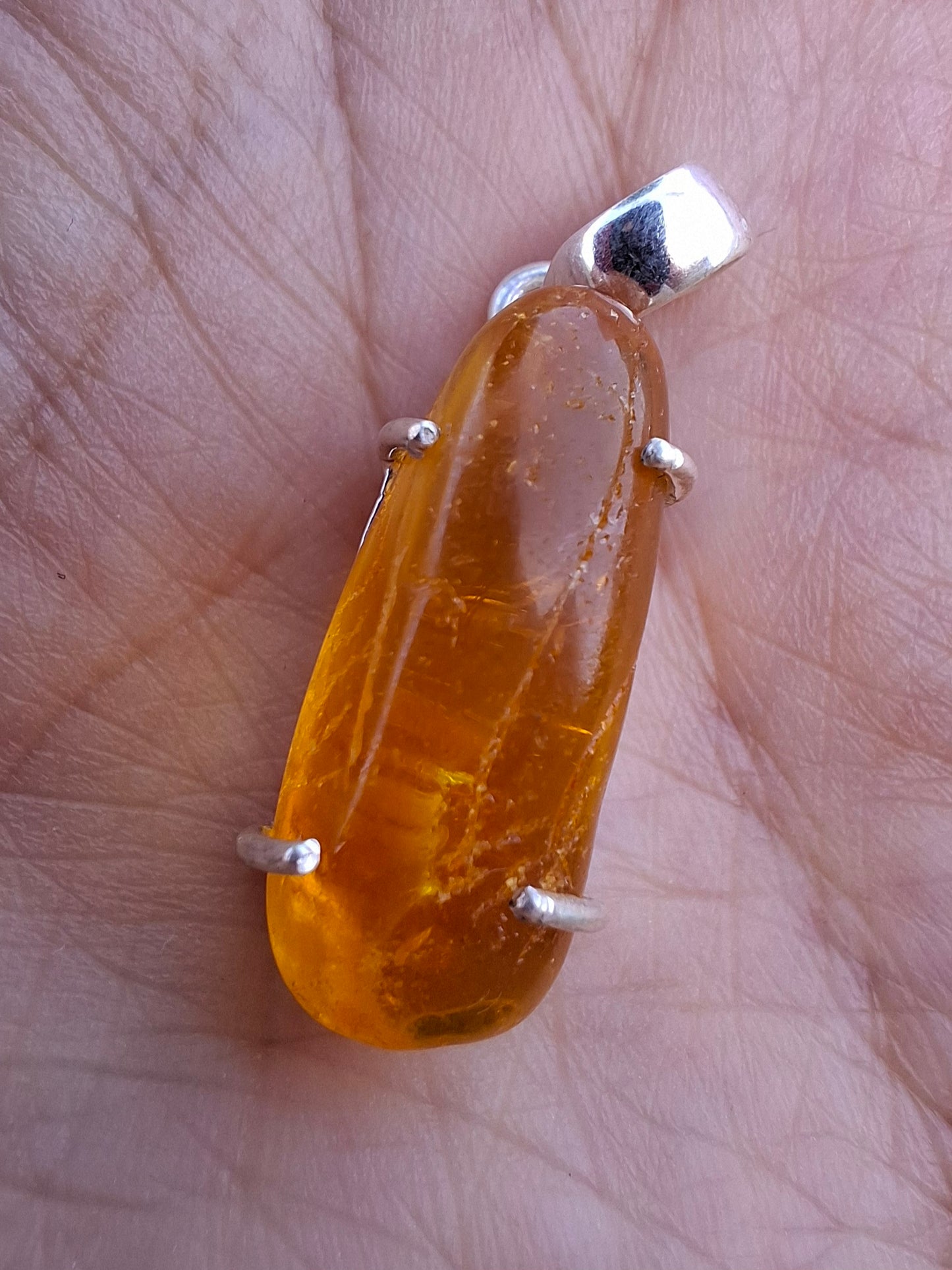 Baltic Amber Pendant, 925 Silver, Fossil (Ref: AP13)