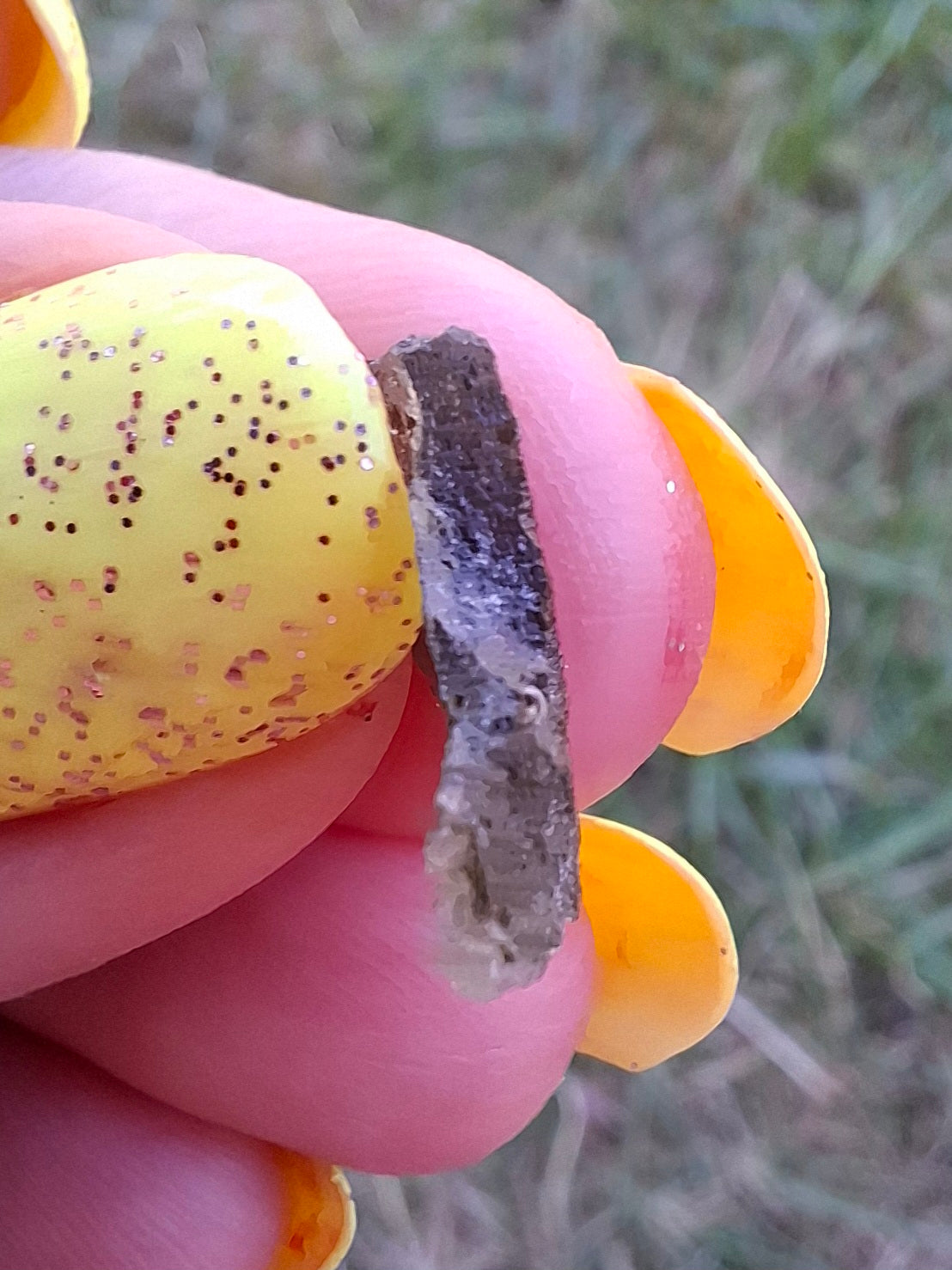 Moldavite Piece, 0.48g, Tektite (Ref: 1480)