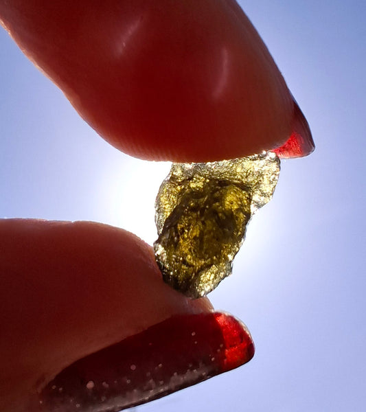 Moldavite Piece, 0.59g, Tektite (Ref: 1465)