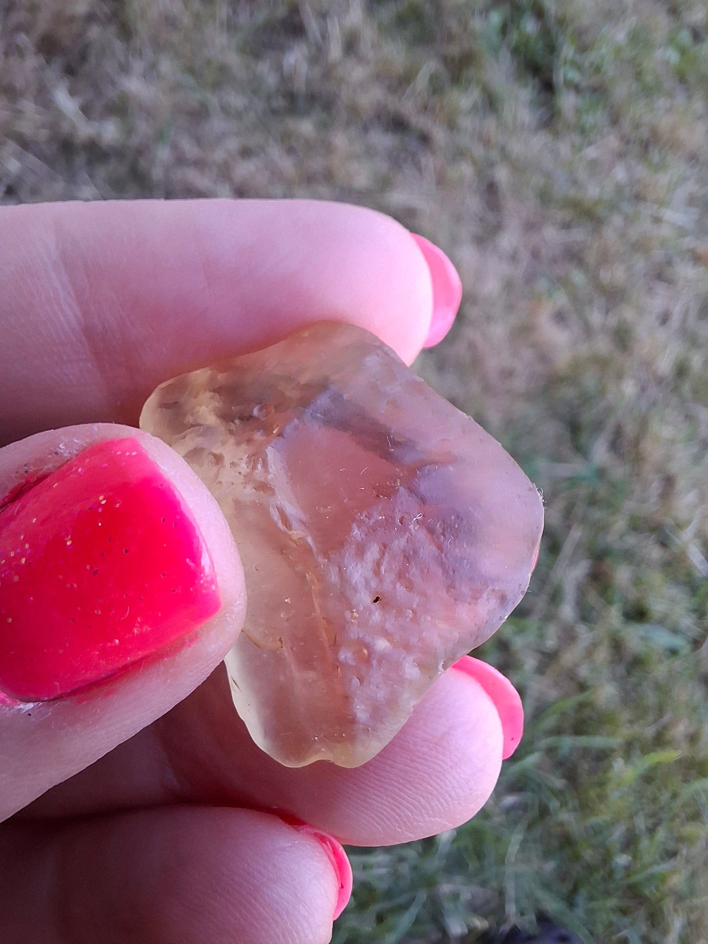 Libyan Desert Glass (darker) Piece, 7.73g, Tektite (Ref: L1374)