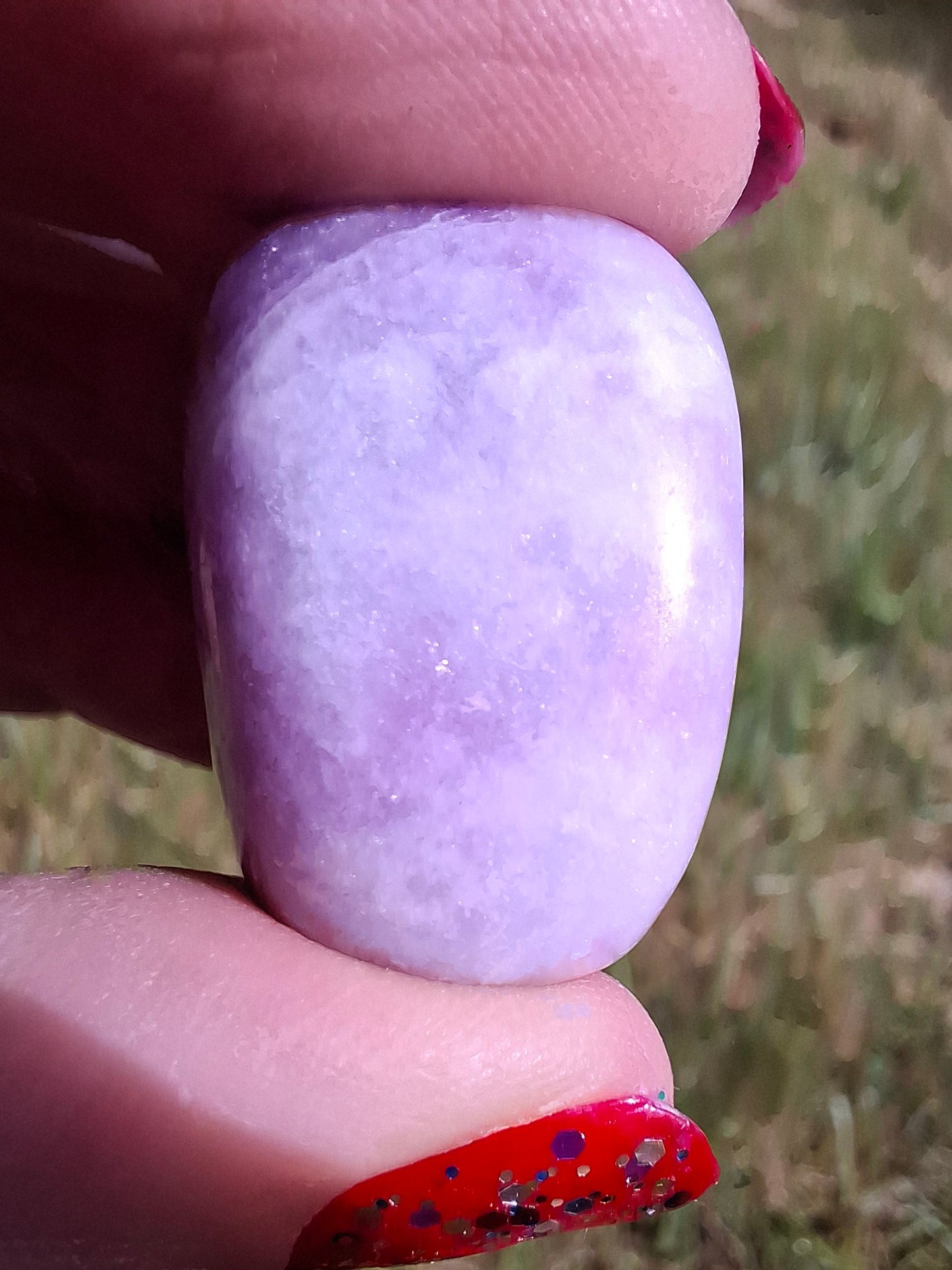 Lepidolite, Tumble Stone, Crystal (Ref: T119)