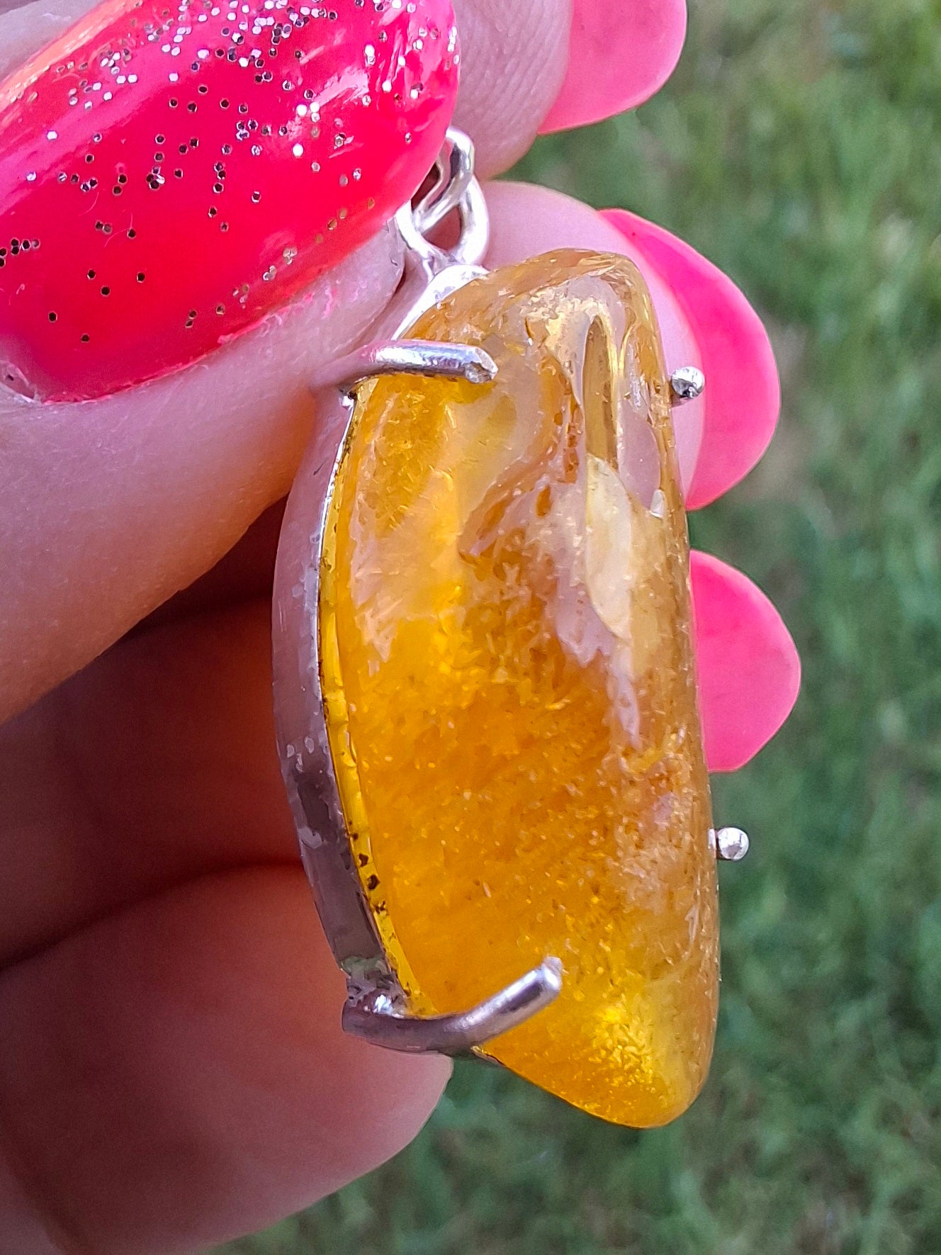 Baltic Amber Pendant, 925 Silver, Fossil (Ref: AP14)