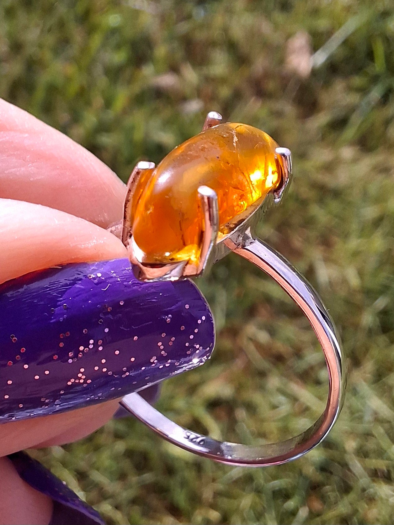 Baltic Amber Ring, size large V, 925 Silver, Fossil (Ref: AR25)