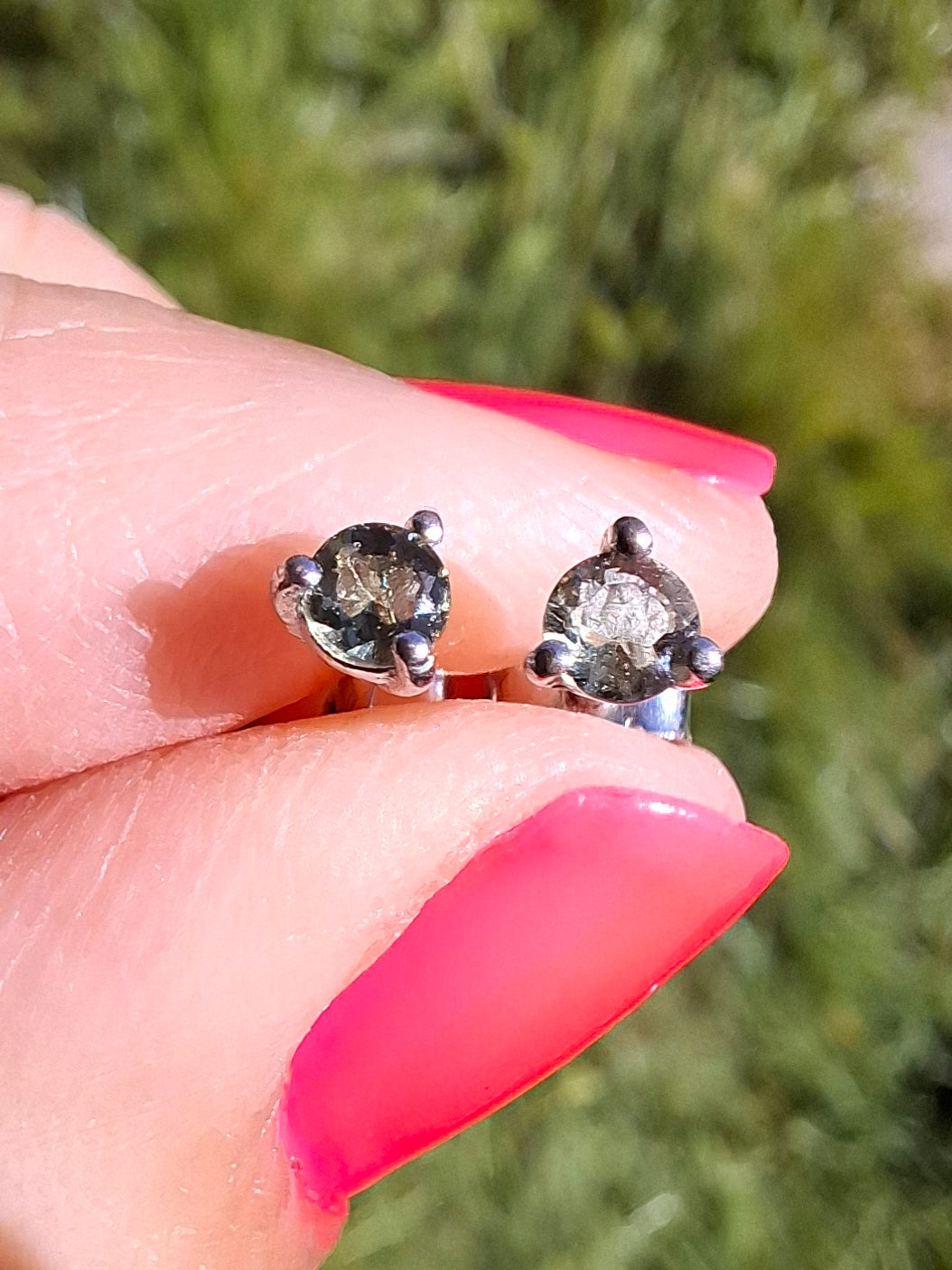 Moldavite (faceted) 3mm STUD EARRINGS, 925 Silver, Tektite (Ref: Pair57)