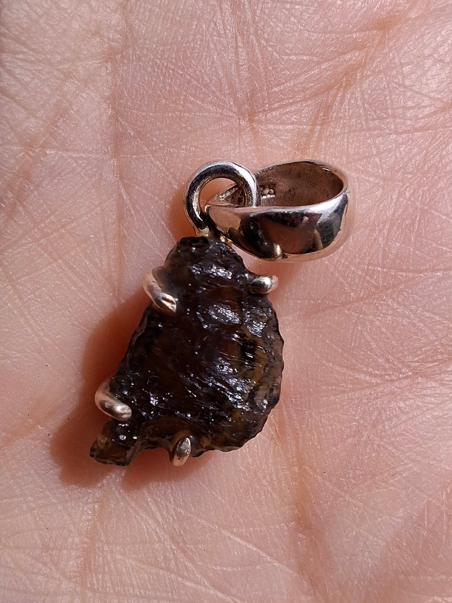 Moldavite Claw Pendant, 925 Silver, Tektite (Ref: P27)