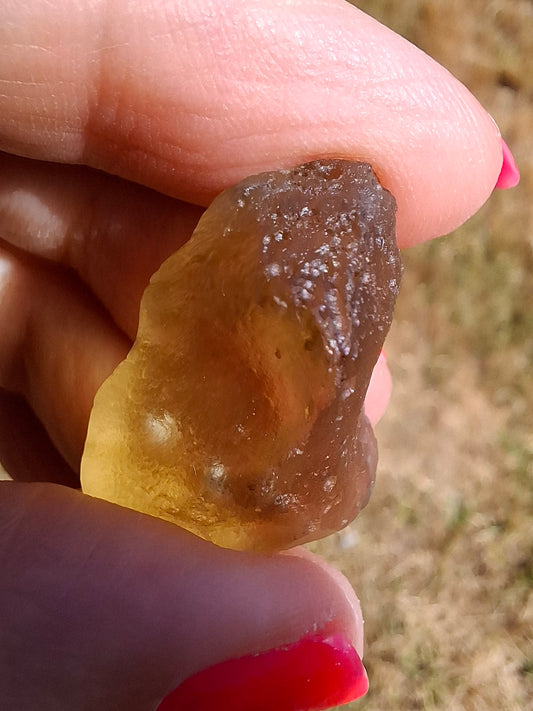 Libyan Desert Glass (darker) Piece, 7.32g, Tektite (Ref: L1369)