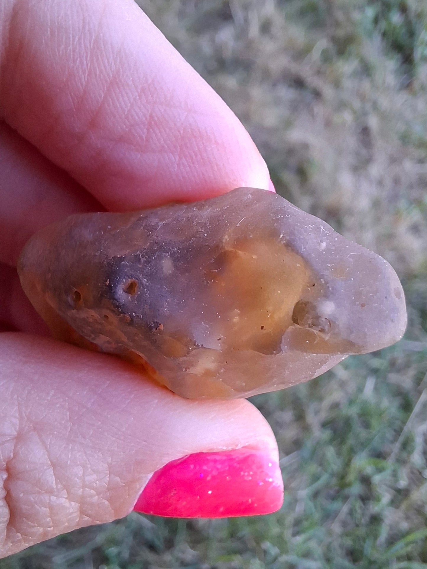 Libyan Desert Glass (darker) Piece, 10.25g, Tektite (Ref: L1368)