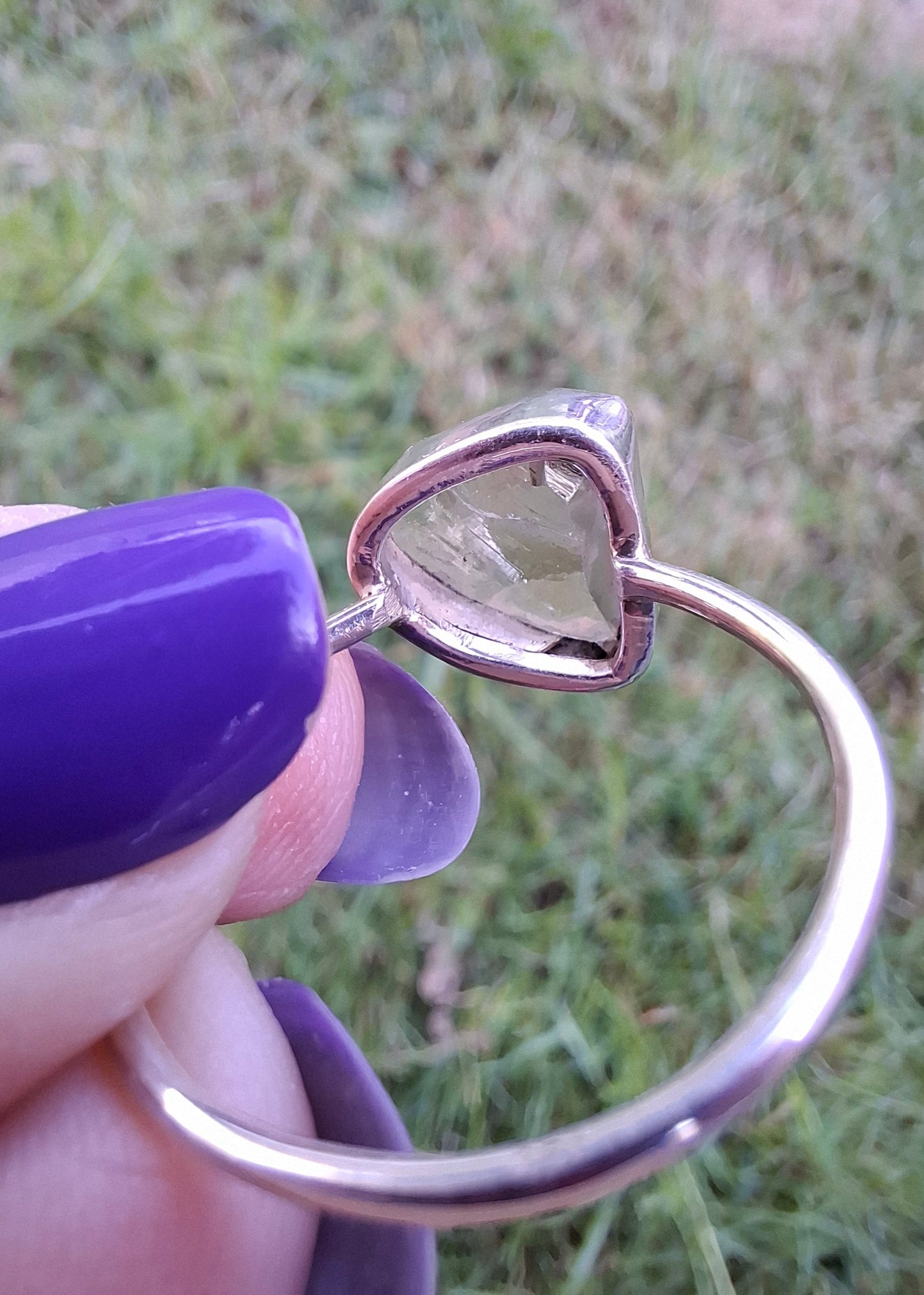 Libyan Desert Glass Ring, size large V, 925 Silver, Tektite (Ref: LR54)