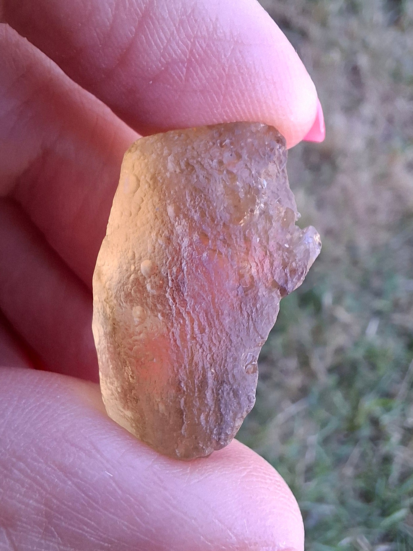 Libyan Desert Glass (darker) Piece, 7.32g, Tektite (Ref: L1369)