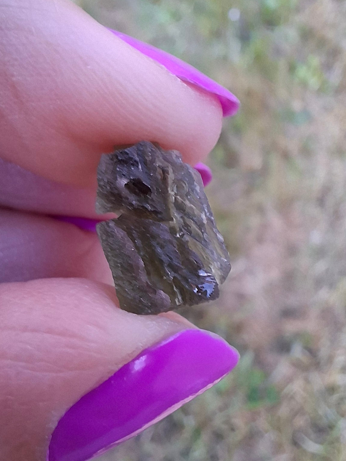 Moldavite Piece, 1.00g, Tektite (Ref: 1442)