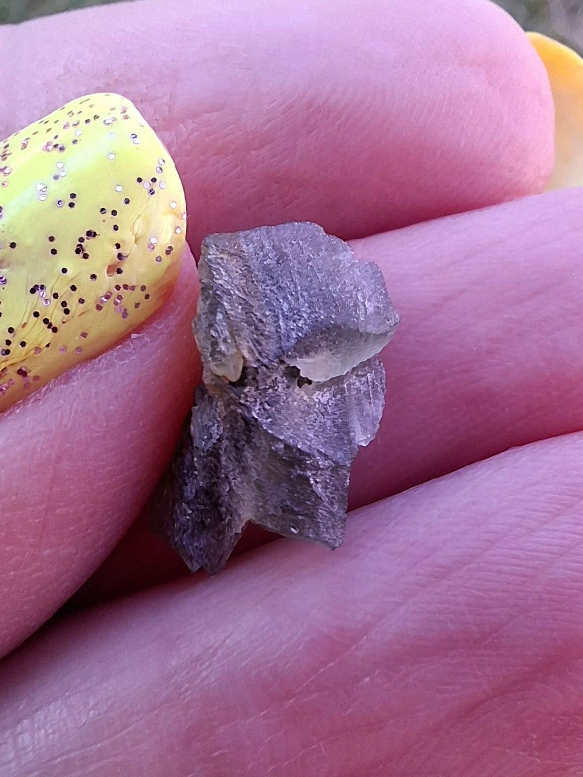 Moldavite Piece, 0.75g, Tektite (Ref: 1483)