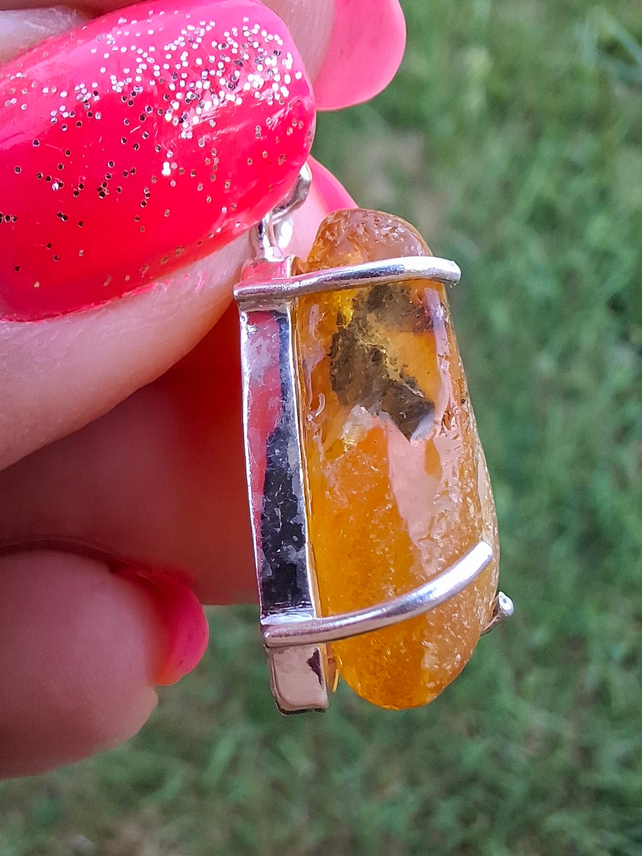Baltic Amber Pendant, 925 Silver, Fossil (Ref: AP4)