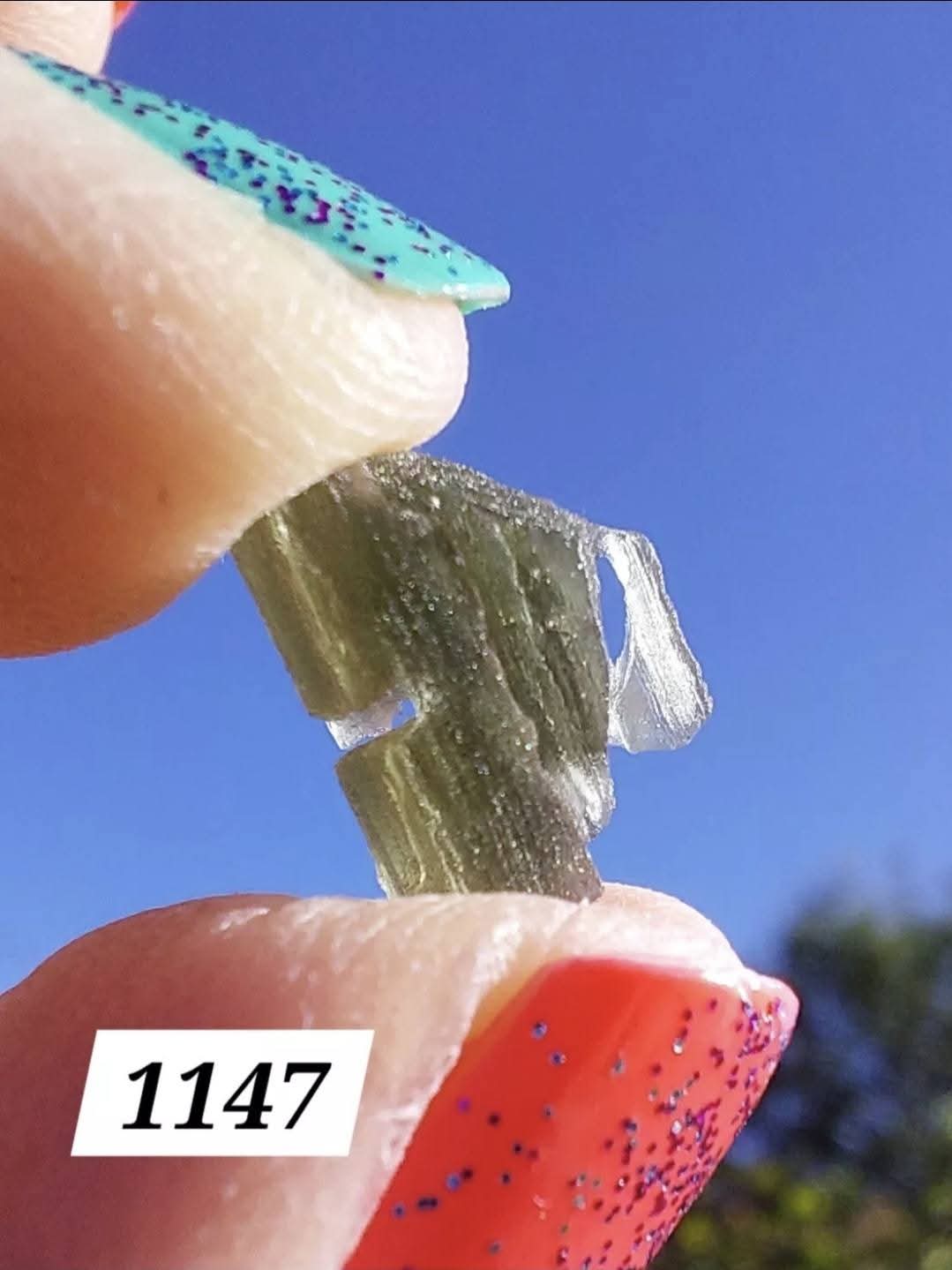 Moldavite Piece, 0.74g, Tektite (Ref: 1147)