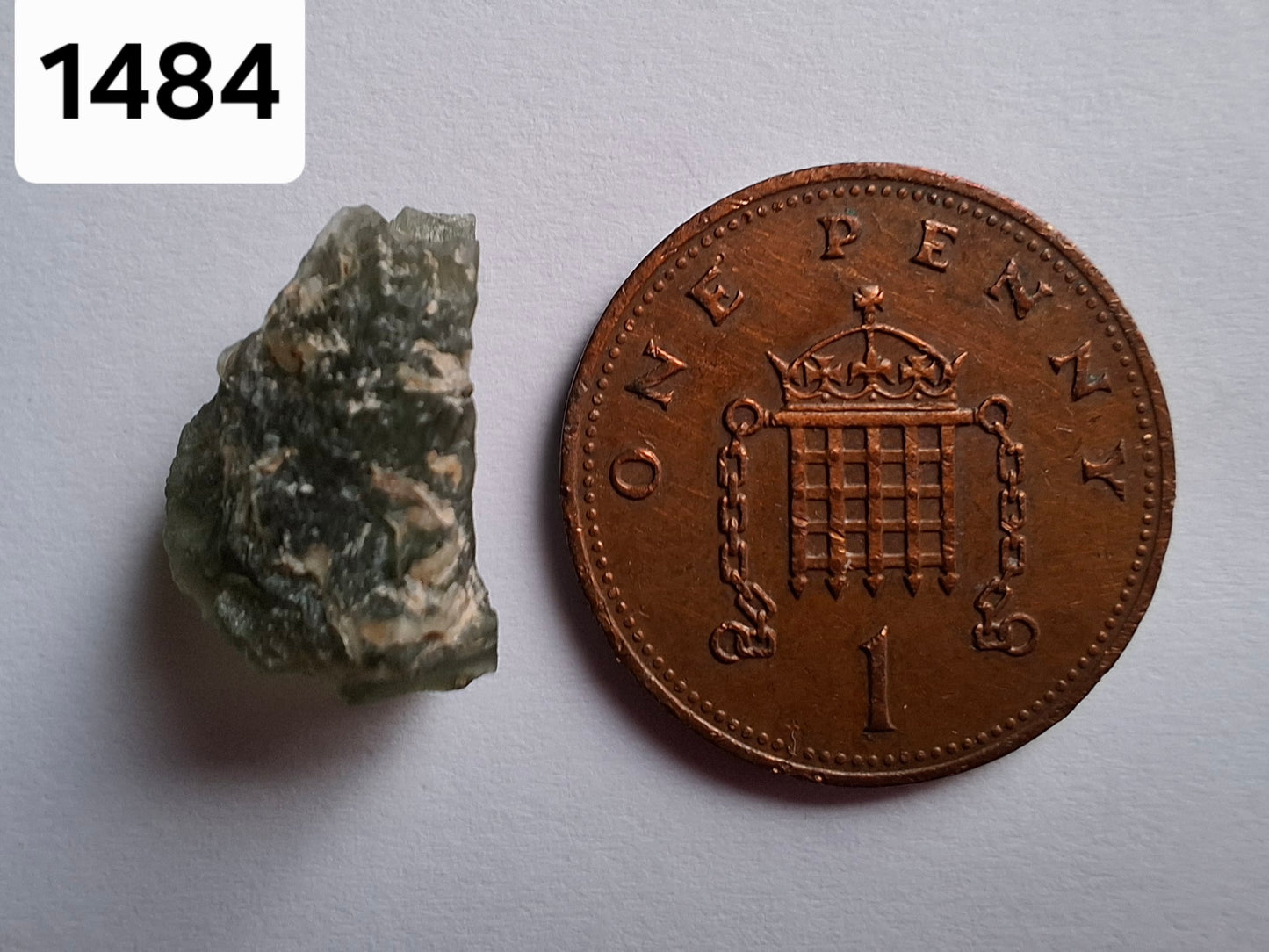 Moldavite Piece, 1.23g, Tektite (Ref: 1484)