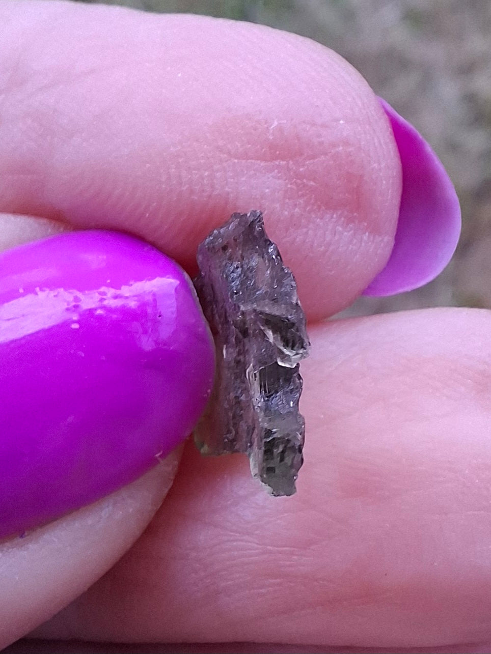 Moldavite small Piece, 0.30g, Tektite (Ref: 1437)
