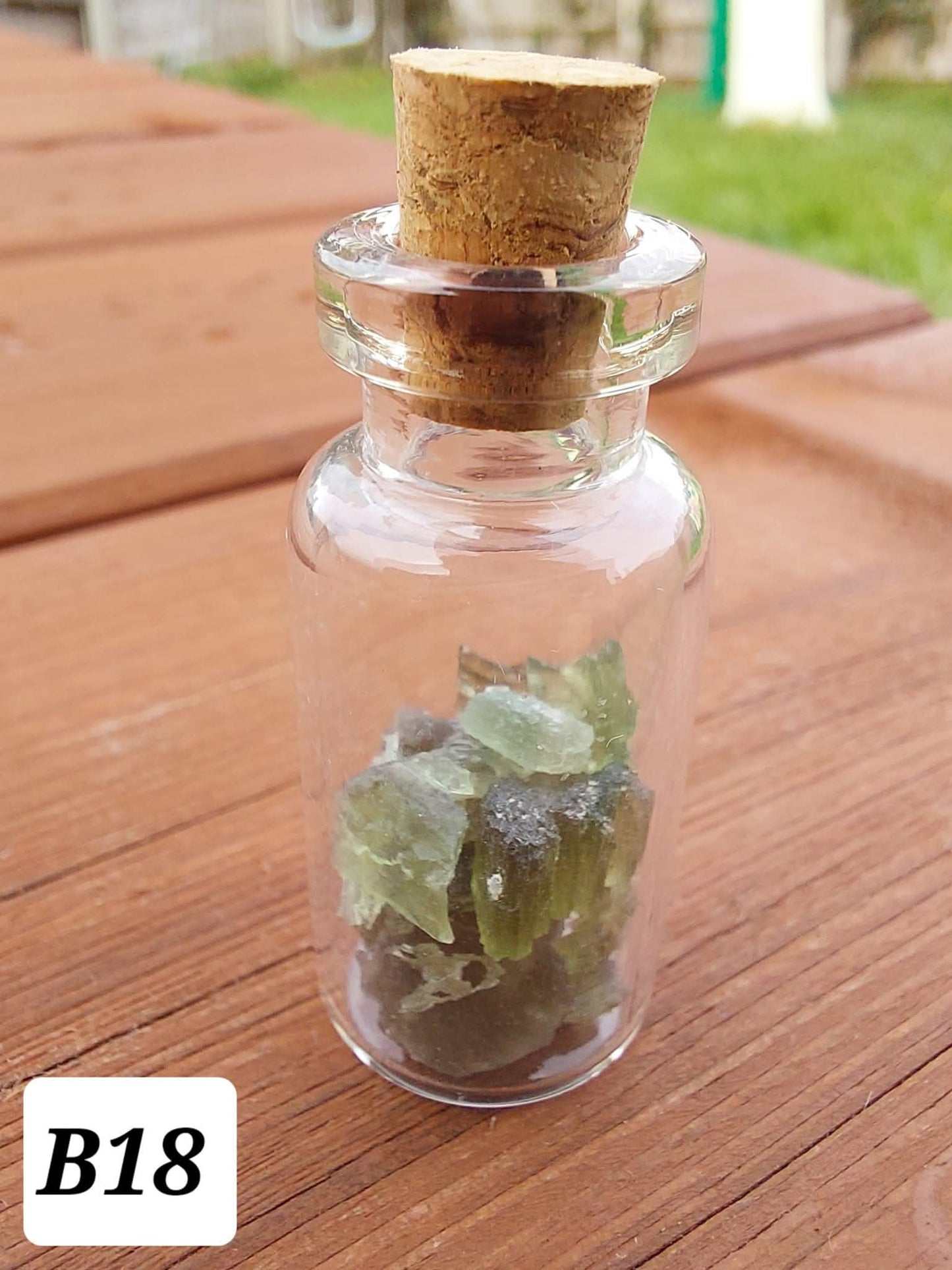 Moldavite chips (2.00g) in 3ml glass Bottle, Tektite (Ref: B18)