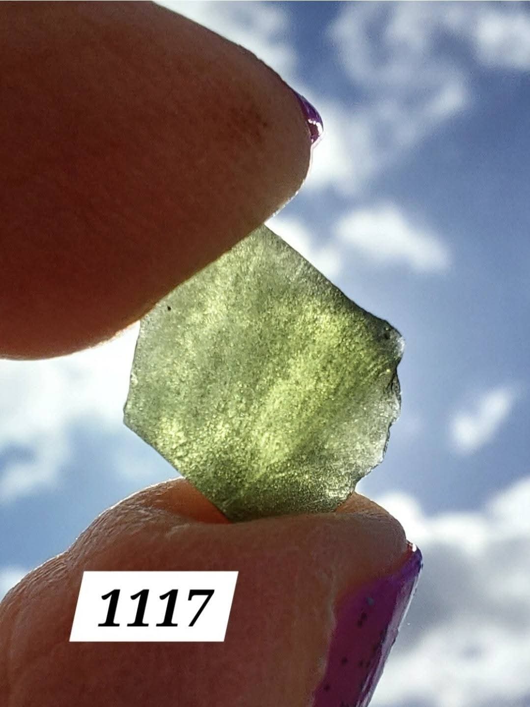 Moldavite Piece, 0.82g, Tektite (Ref: 1117)