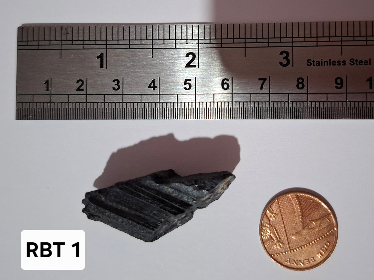 Black Tourmaline RAW, 14.77g, Crystal, (Ref: RBT1)