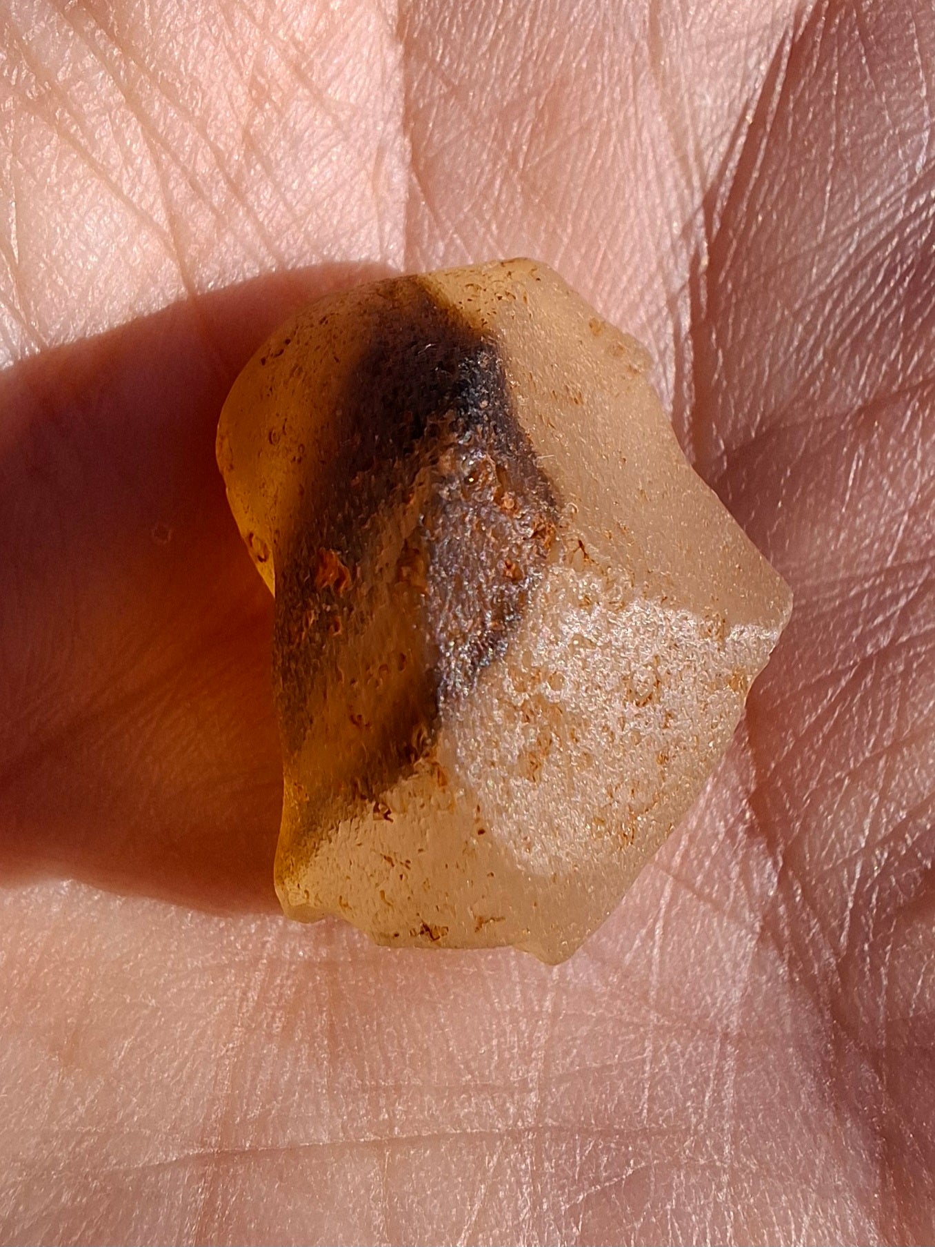 Libyan Desert Glass (darker) Piece, 4.70g, Tektite (Ref: L1372)