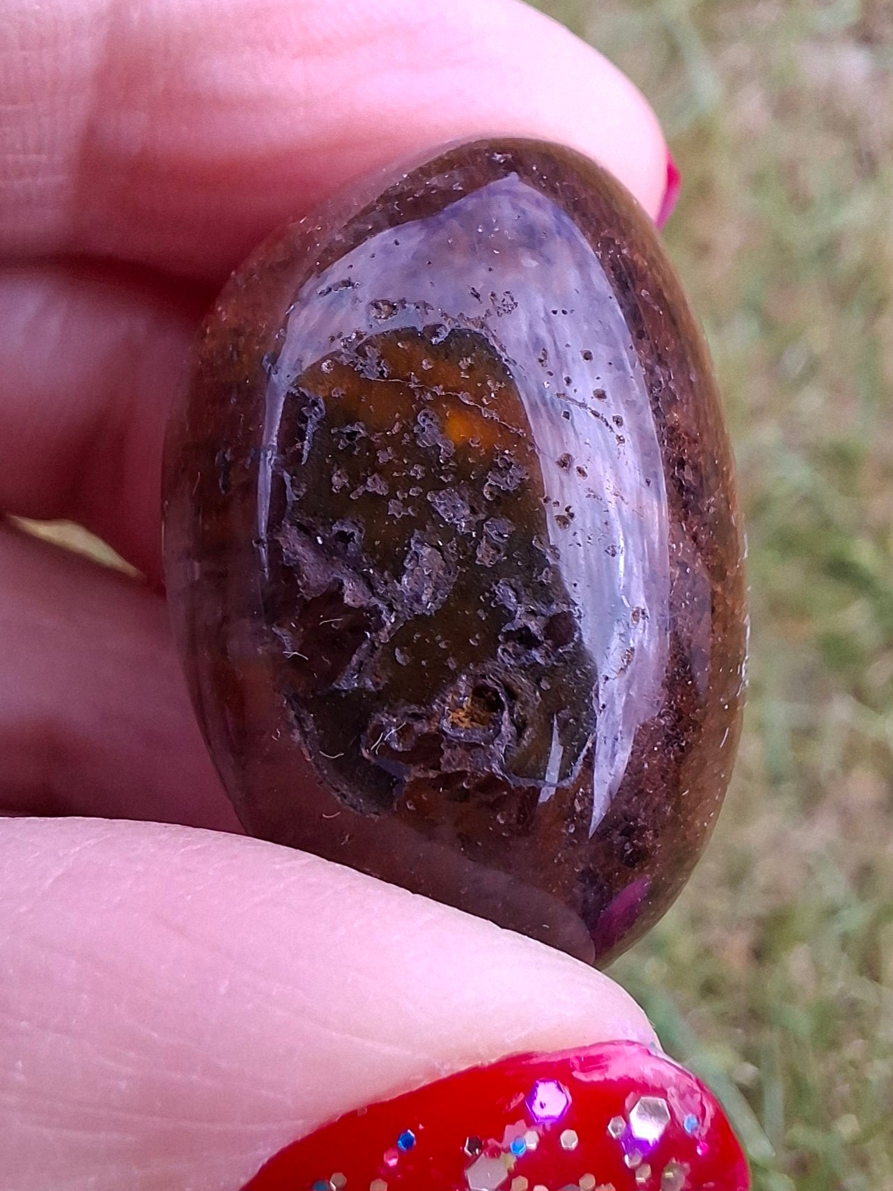 Tigers Eye, Tumble Stone, Crystal (Ref: T136)