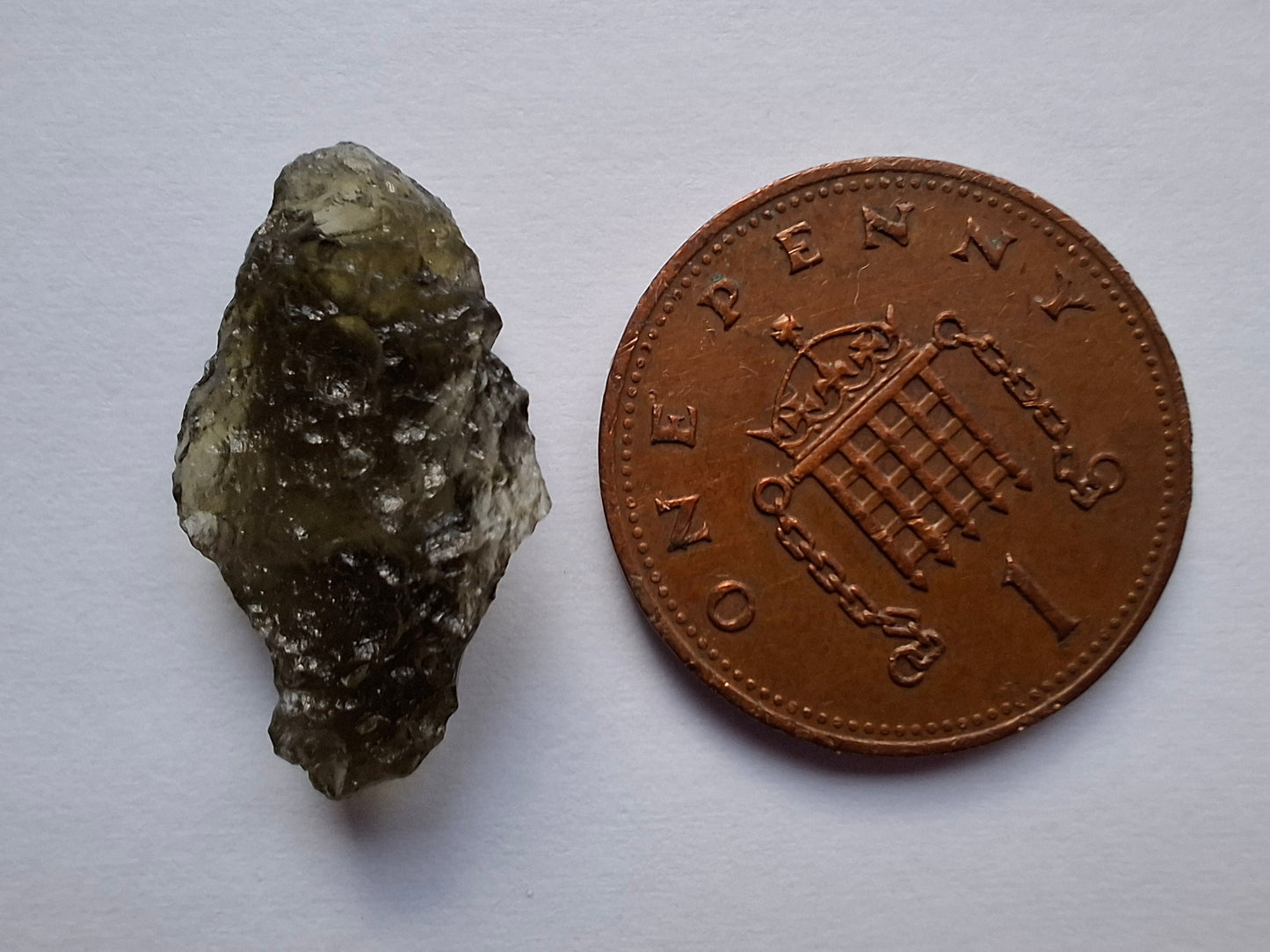 Moldavite Piece, 0.98g, Tektite (Ref: 1427)