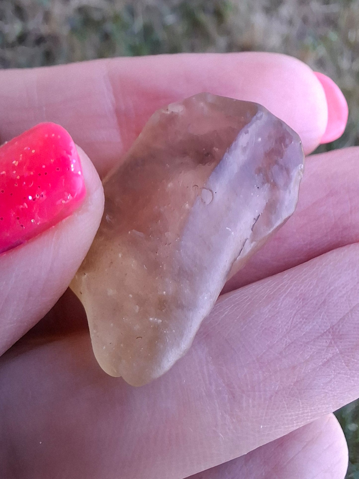 Libyan Desert Glass (darker) Piece, 7.73g, Tektite (Ref: L1374)