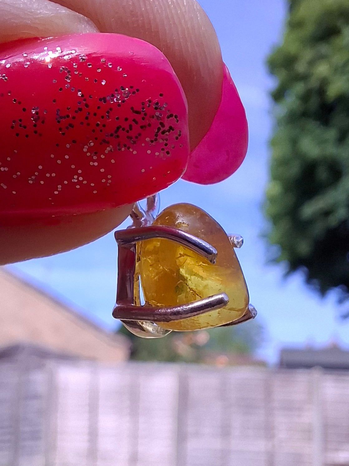 Baltic Amber Pendant, 925 Silver, Fossil (Ref: AP25)