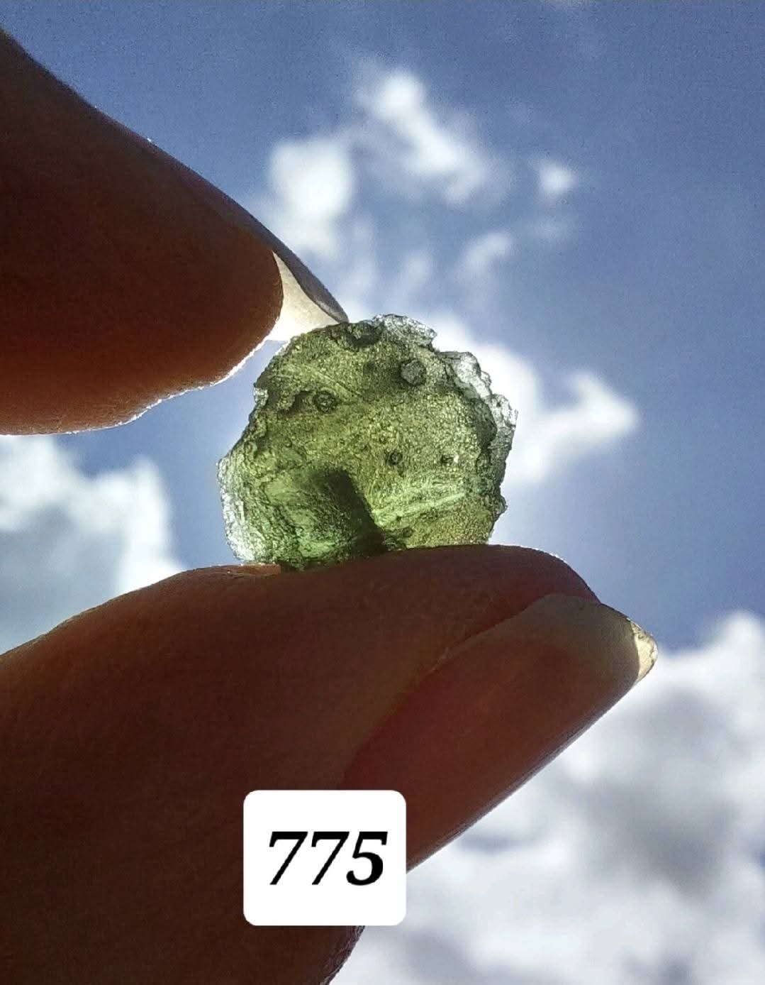 Moldavite Piece, 0.93g, Tektite (Ref: 775)
